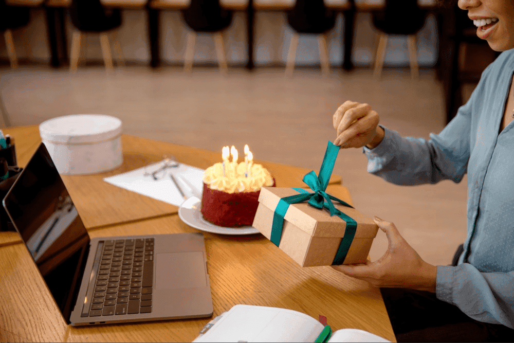 Top 10 Employee Gifts for Your Gen Z Employees